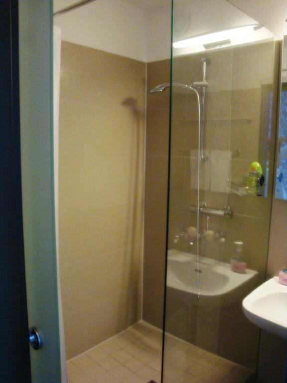 Apartments Seeblick Mit Anbindung An Ein 4-Sterne-Hotel Beatenberg Room photo